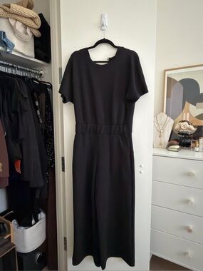 BLACK Spanx AirEssentials Jumpsuit | Size M